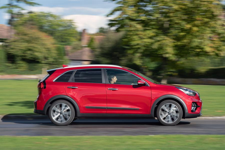  Kia Niro EcoHybrid (DE) 2019 года  (UK) (фото 20 из 40)